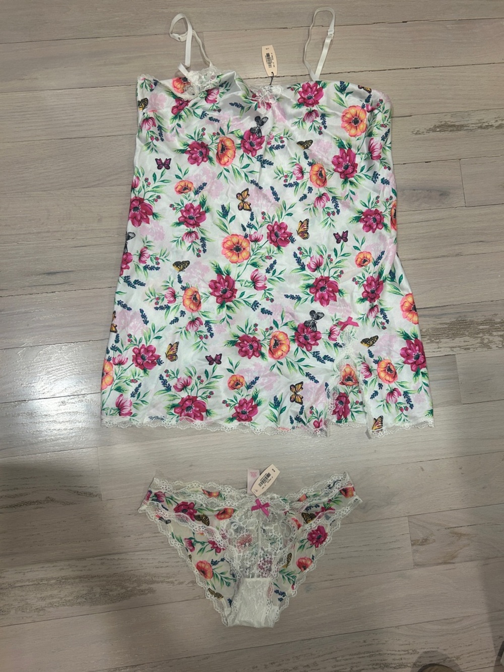 Victoria Secret Floral Lace Trim Cami (L) and Bikini (M) Set